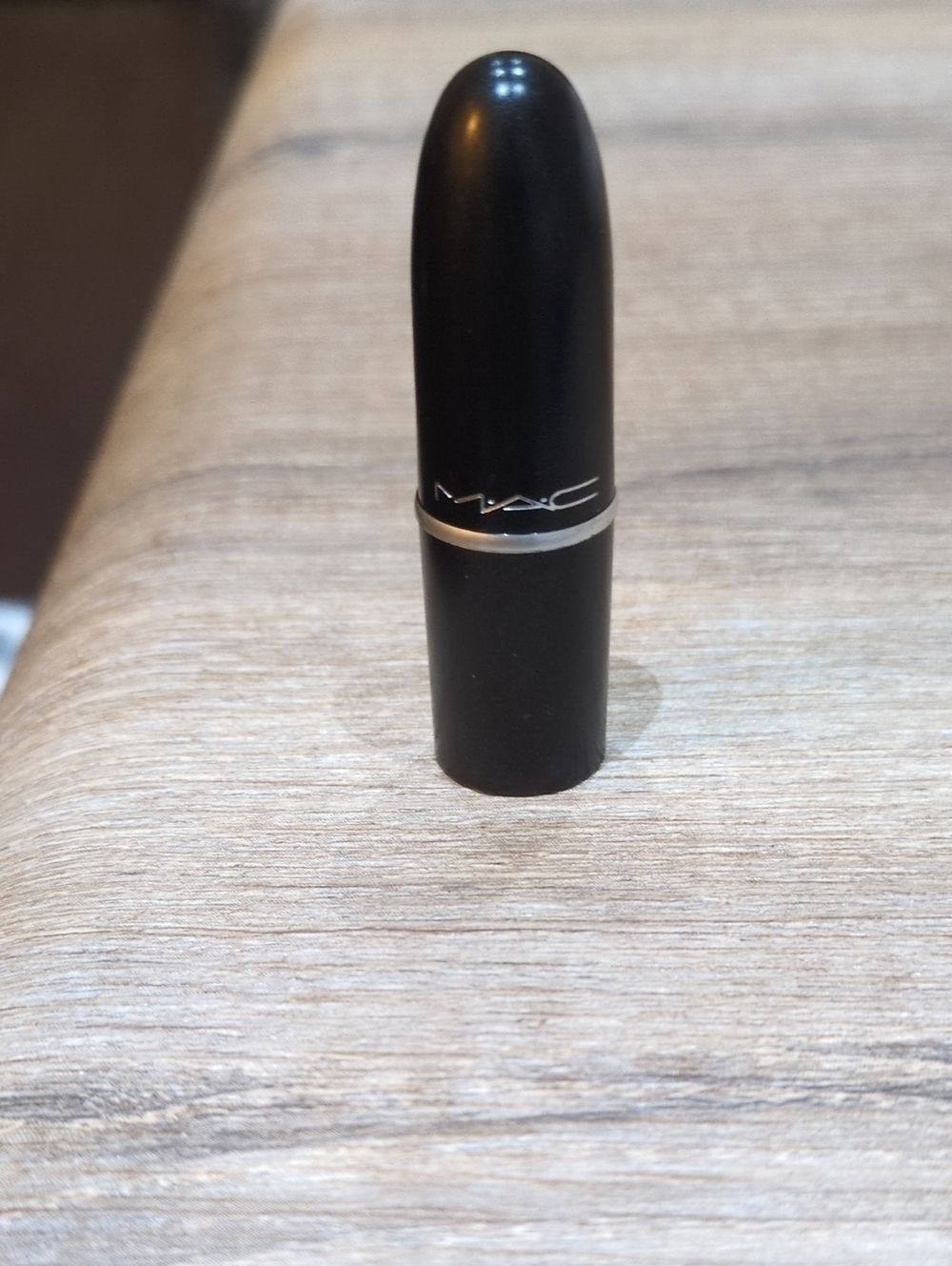 MAC Lipstick – Shade Of Pink (Brand New)